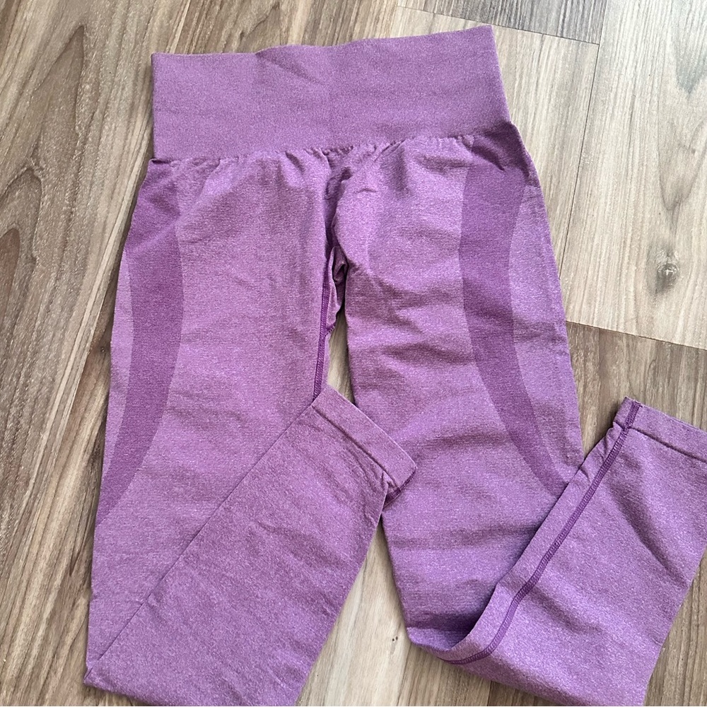 WOMENS NVGTN LEGGINGS PURPLE SZ S LIKE NEW*